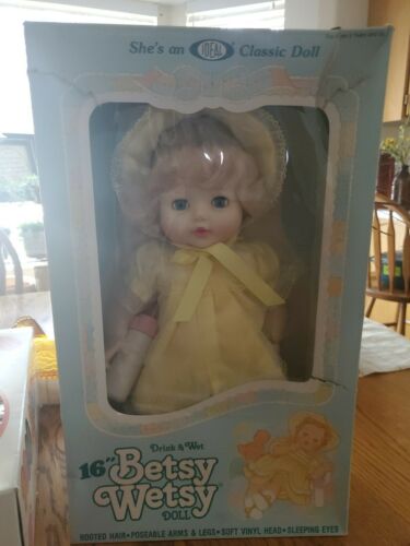 Vintage 1983 Ideal 16" Betsy Wetsy Doll Complete Nib  W/ Free Shipping