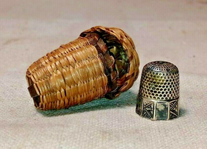 Antique Sweet Grass Thimble Basket Case With Thimble