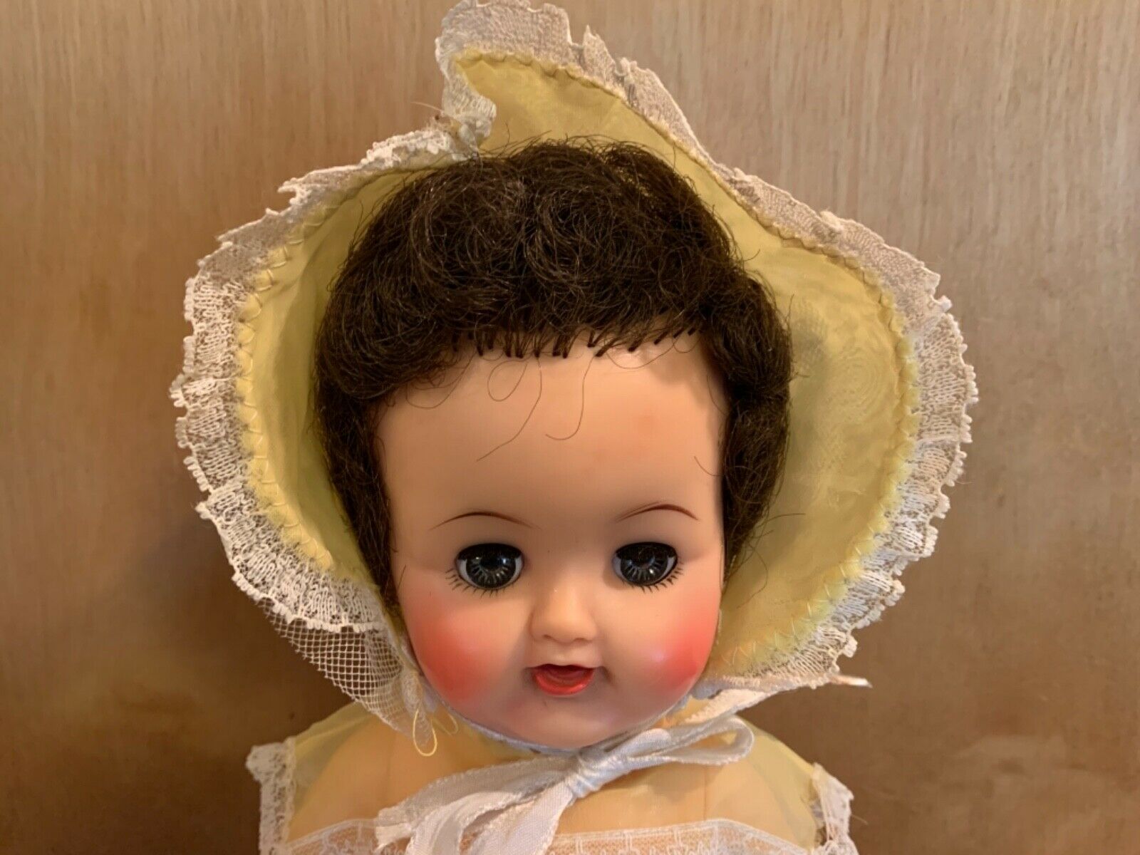 1960 Ideal Toy Co. Vw-1 12" Betsy Wetsy Baby Doll