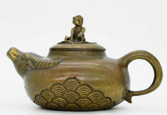 Old China Collection Handmade Brass Cattle And Children Antique Statue Teapot