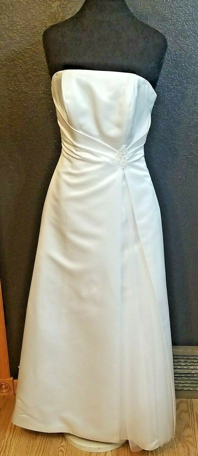 David's Bridal Wedding Dress Size 6, Style T8923, White, Vail Included